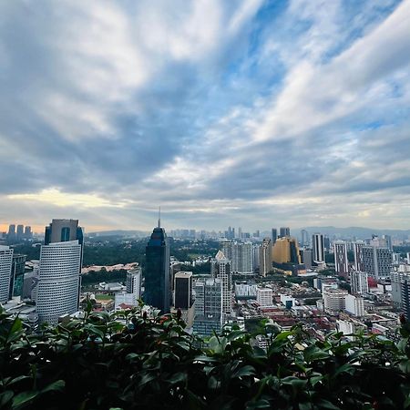 Colony Suites Klcc By Hibernate Kuala Lumpur Exterior photo